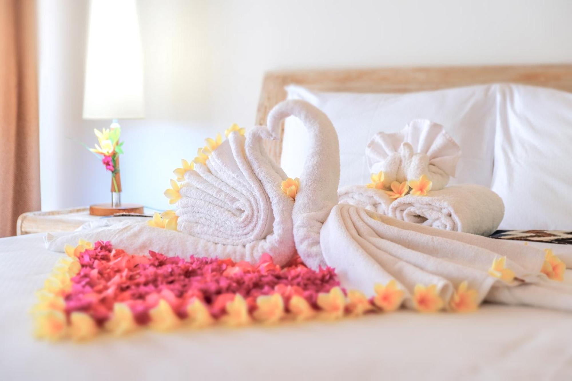Caspla Resort By Loccal Collection Batununggul ภายนอก รูปภาพ