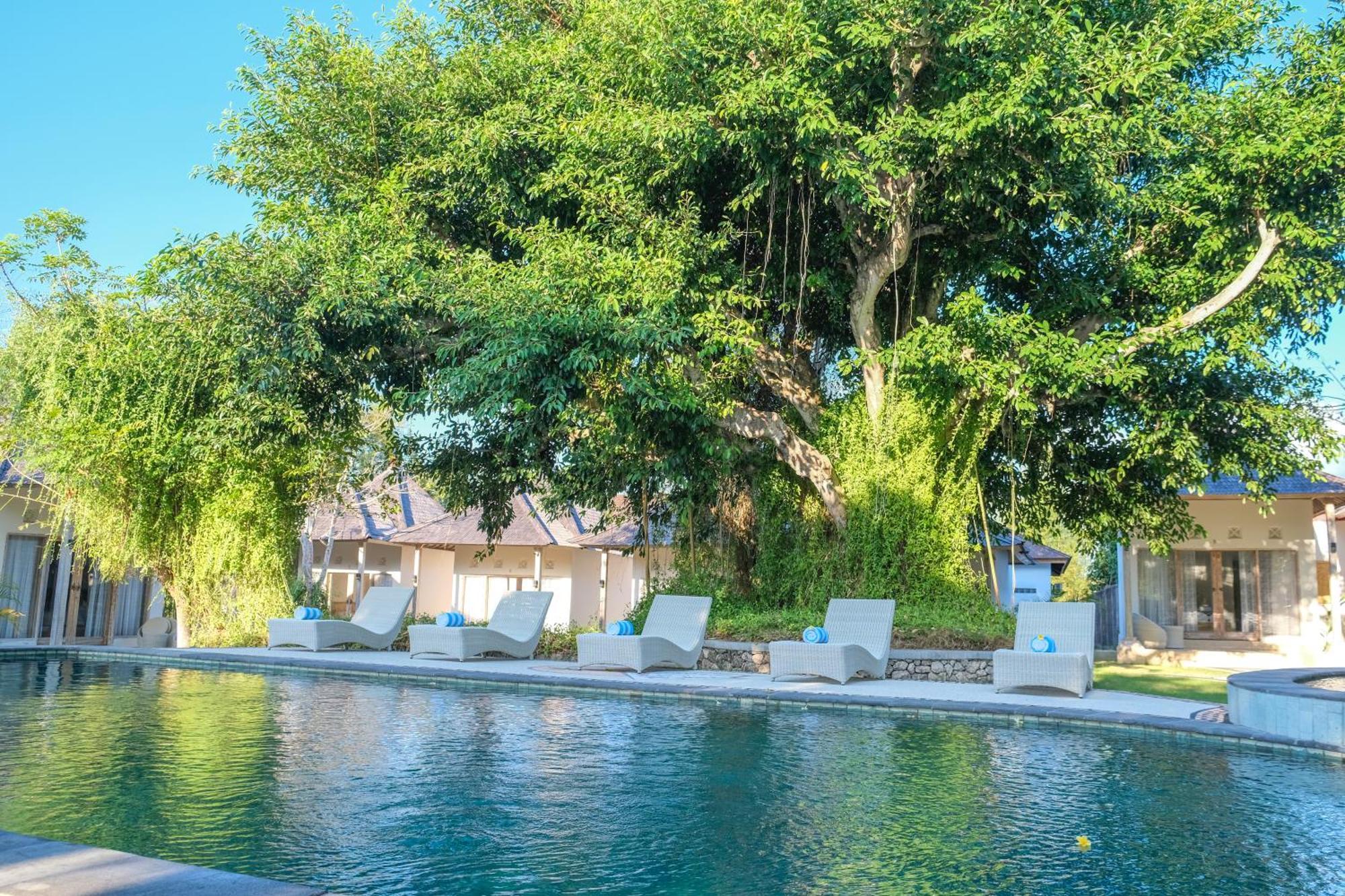 Caspla Resort By Loccal Collection Batununggul ภายนอก รูปภาพ